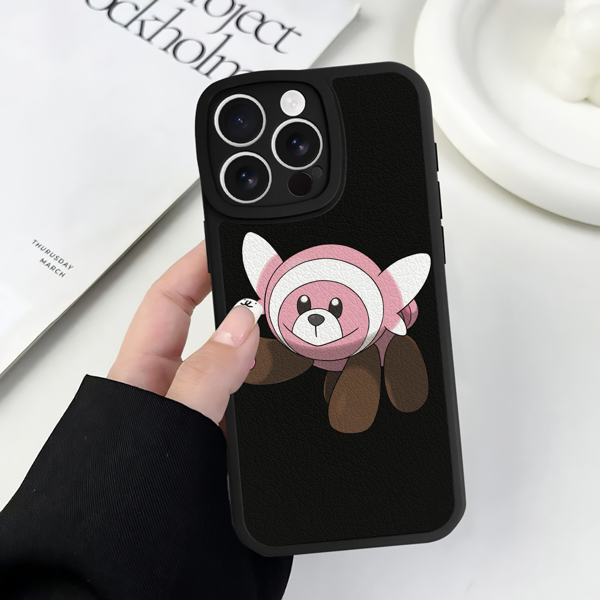（画像用） ポケットモンスター Pokémon 【iPhone 16シリーズ対応】シリコンスマホケース（レザー調） 材質：シリコン